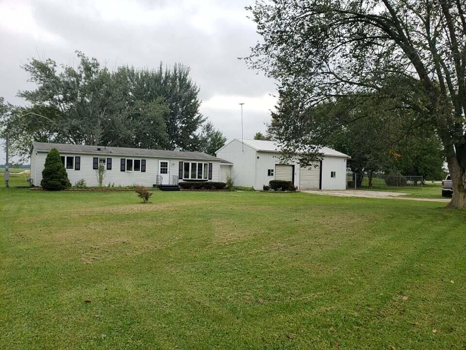 11966 E Bluewater Hwy, Pewamo, MI 48873