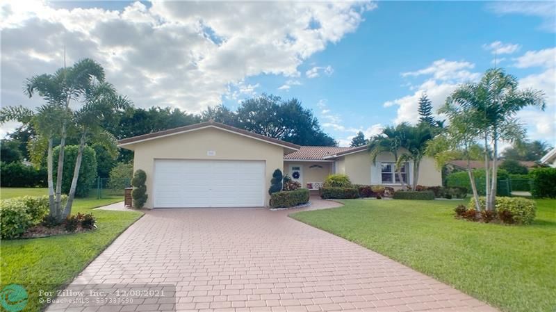 10651 NW 39th Ct, Coral Springs, FL 33065