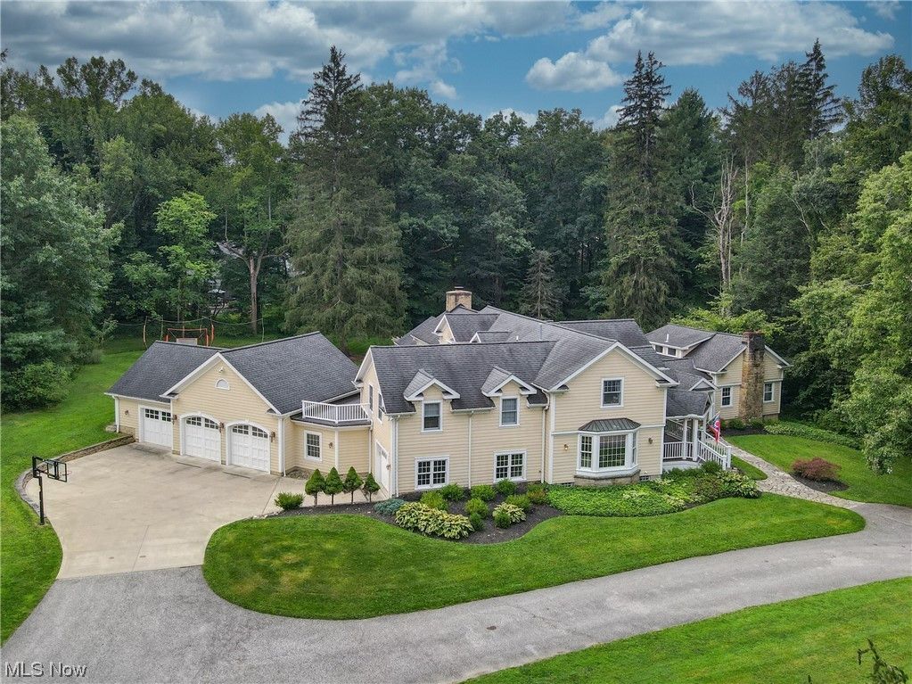 555 Solon Rd, Chagrin Falls, OH 44022 MLS 4485005 Trulia