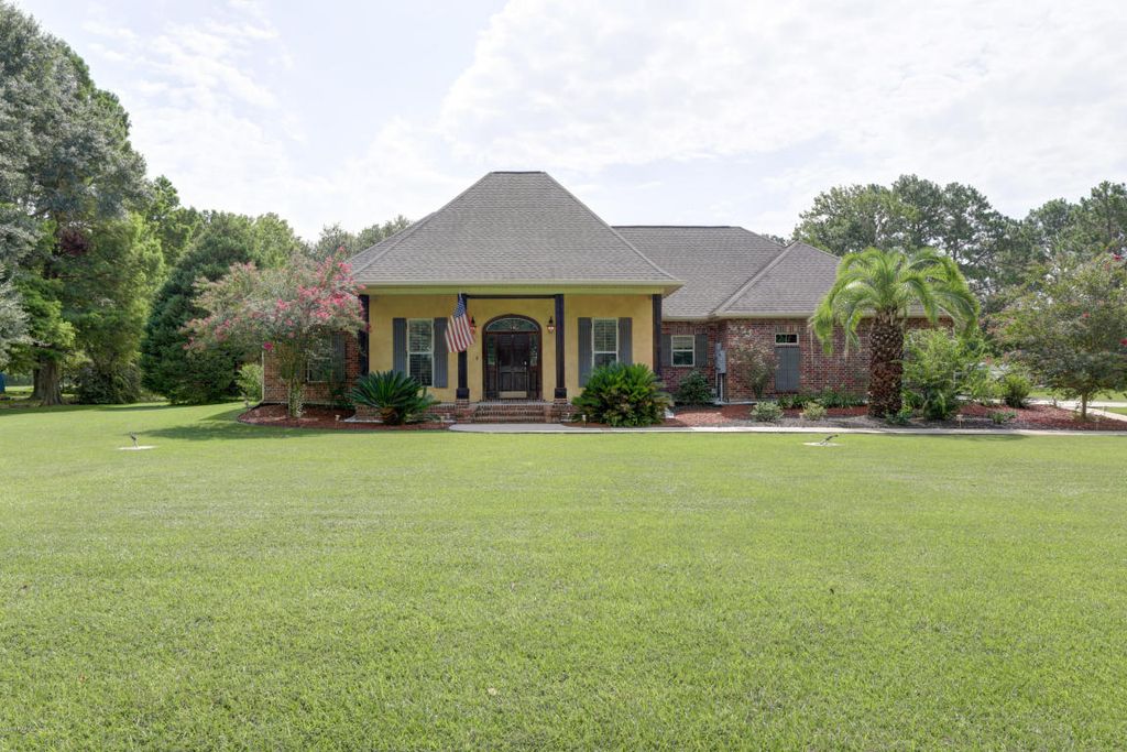 4305 L Theriot Rd, New Iberia, LA 70560 Trulia