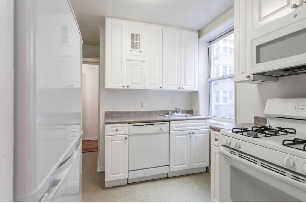 40 Barker Avenue White Plains, NY Trulia