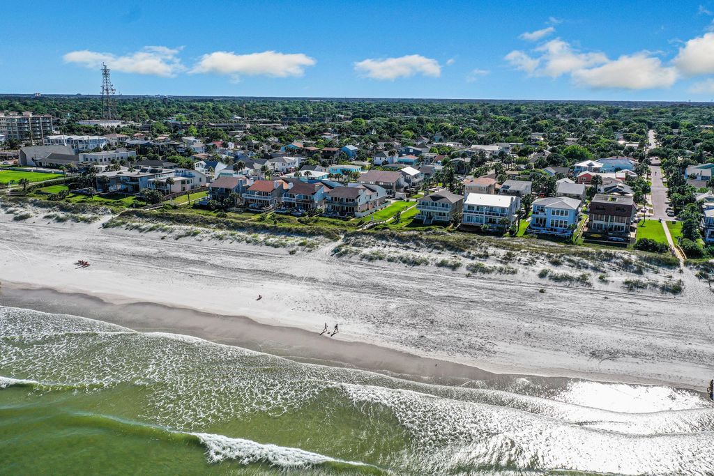 1842 Strand St, Neptune Beach, FL 32266