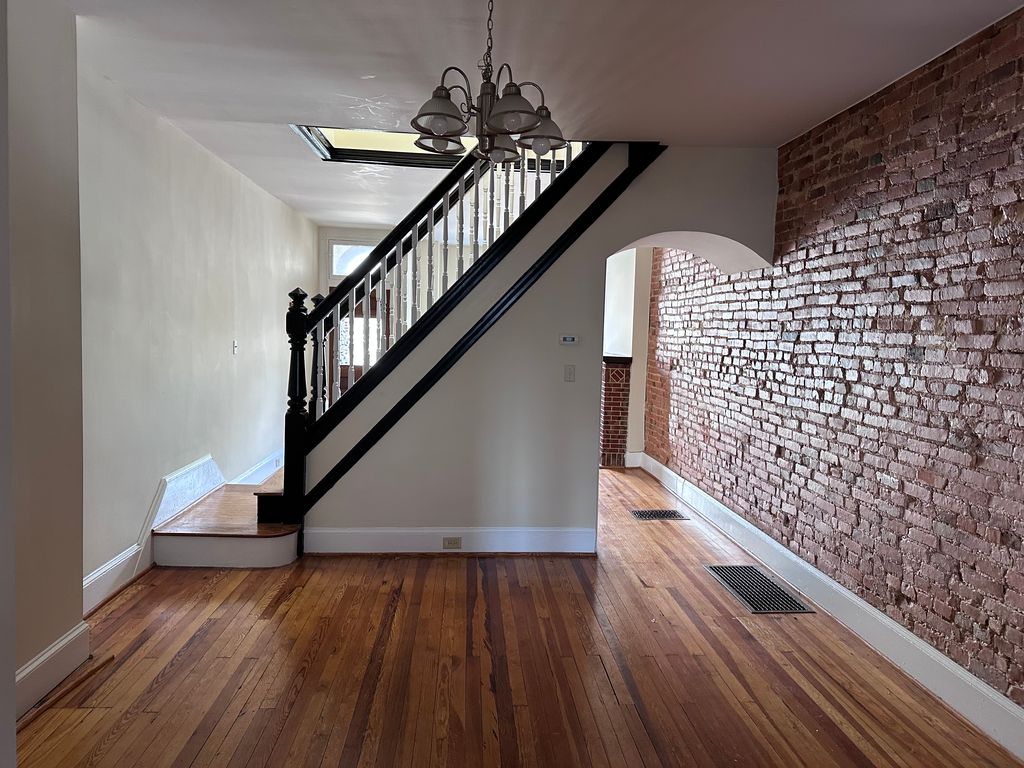 1533 Covington St, Baltimore, MD 21230 - See Est. Value, Schools & More