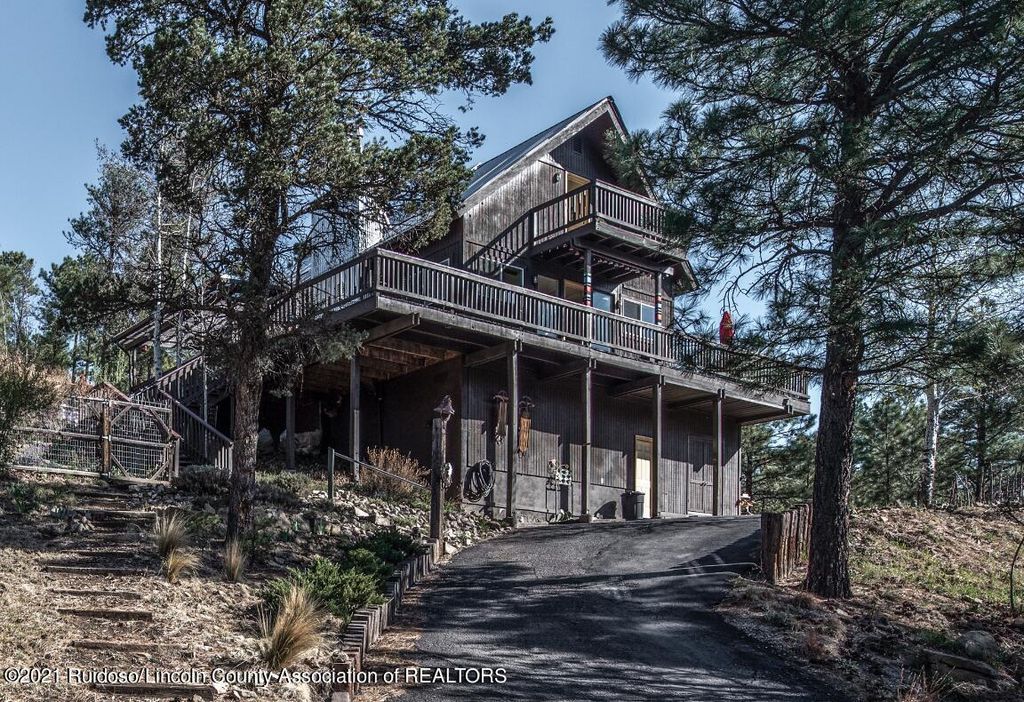 211 White Mountain Meadows Dr, Ruidoso, NM 88345