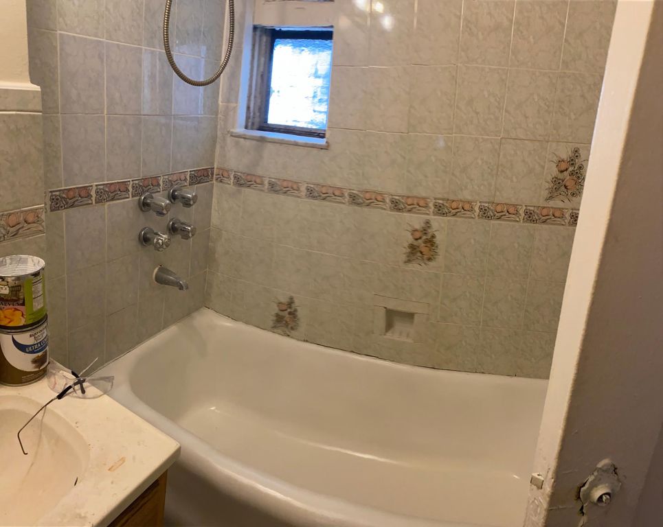 2523 Wallace Ave #3, Bronx, NY 10467