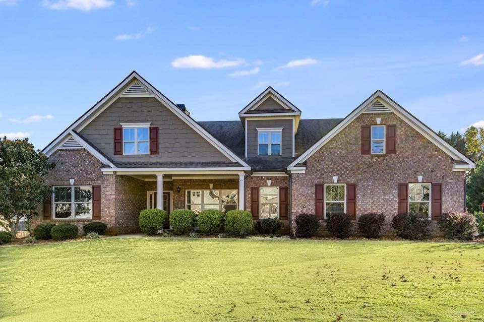 14+ 7630 Wood Hollow Drive