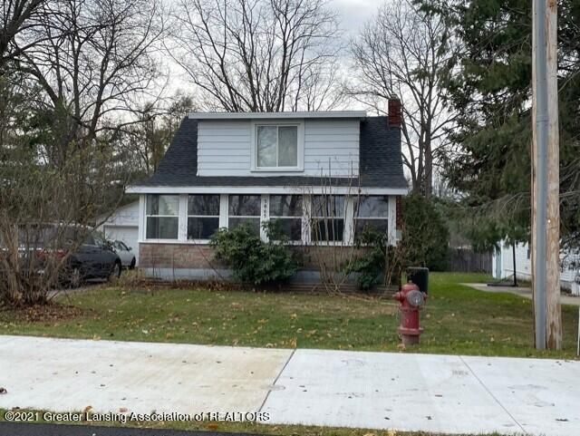 5865 Shaw St, Haslett, MI 48840