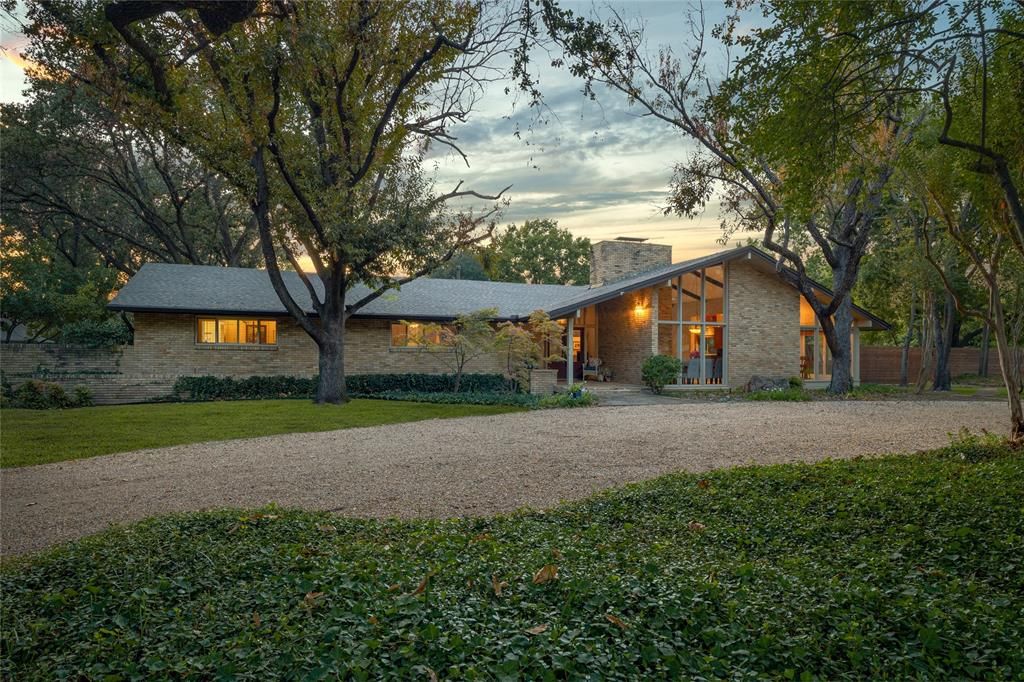 11259 Shelterwood Ln, Dallas, TX 75229