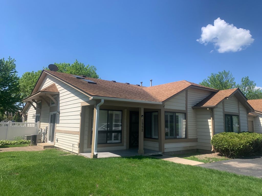 1552 Ranchview Dr #1552, Naperville, IL 60565