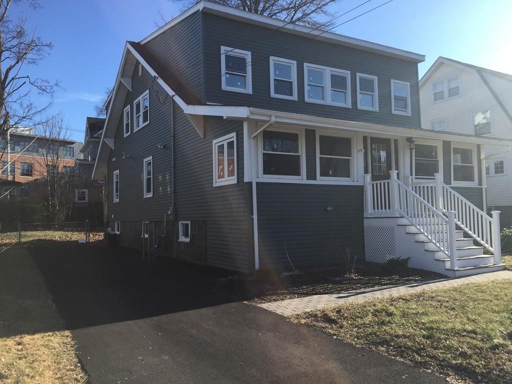 59 Russell Park, Quincy, MA 02169