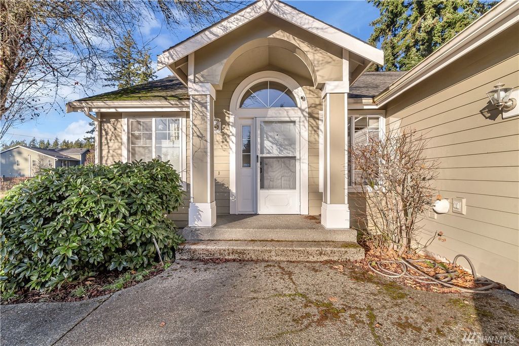 27608 211th Ave SE, Maple Valley, WA 98038 3 Bed, 2 Bath Single