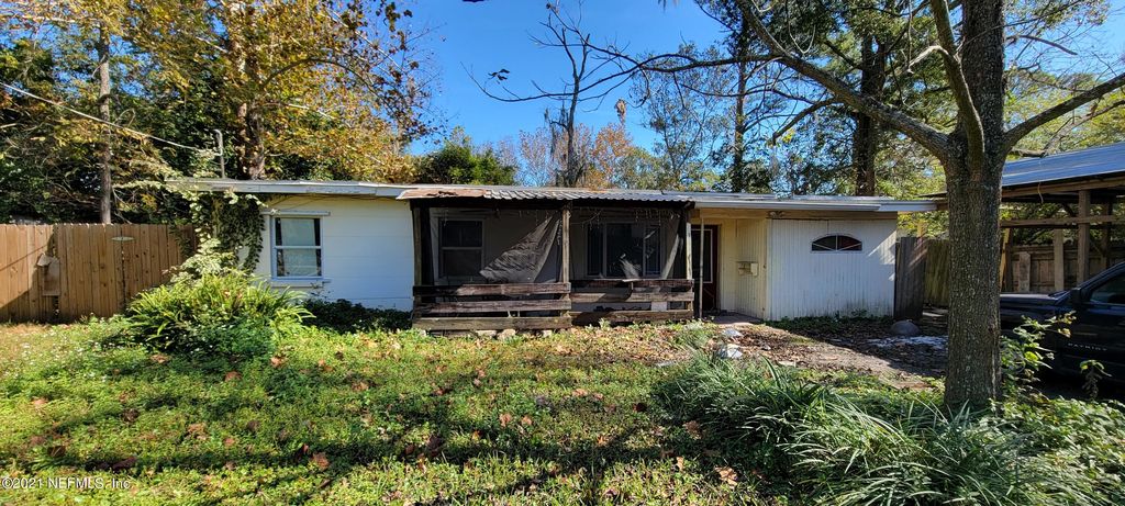 1339 Ellis Rd S, Jacksonville, FL 32205