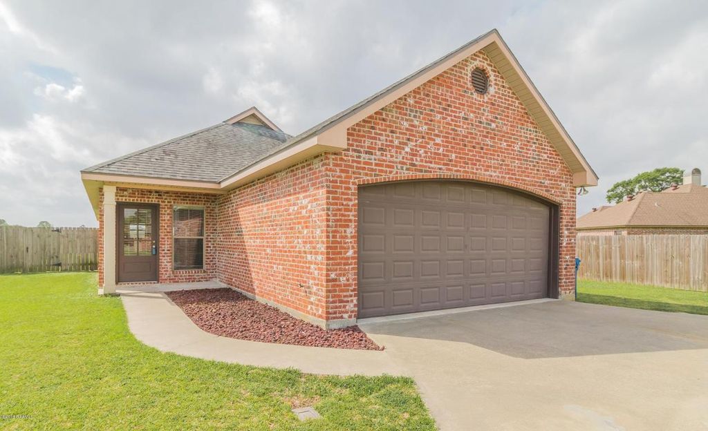 111 Legend Creek Dr, Youngsville, LA 70592 Trulia