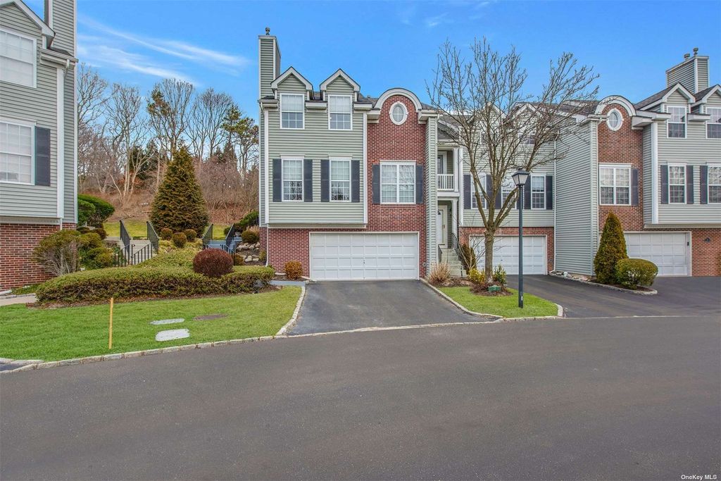 27 Paddington Circle UNIT 27, Smithtown, NY 11787 Trulia