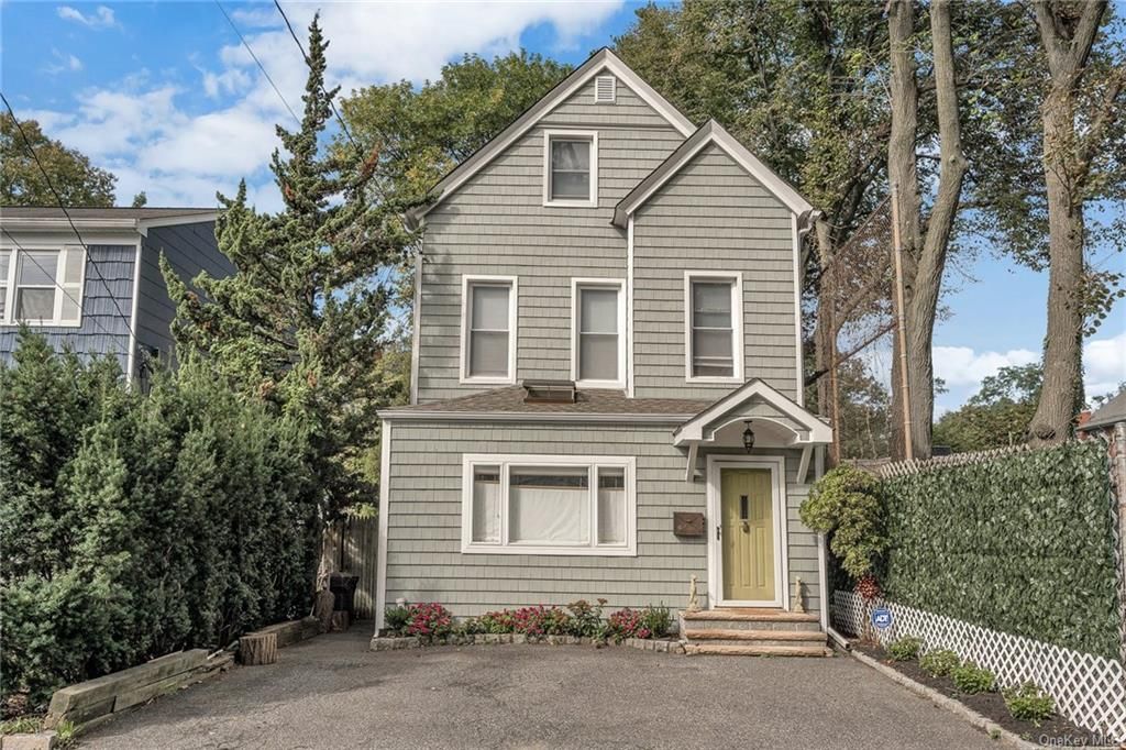 361 Bronxville Rd, Yonkers, NY 10708