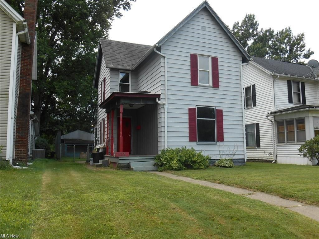 1137 Kenilworth Ave, Coshocton, OH 43812
