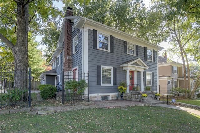 401 W 60th Ter, Kansas City, MO 64113