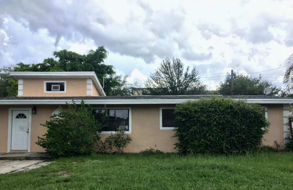 4437 W  Wallace Ave, Tampa, FL 33611