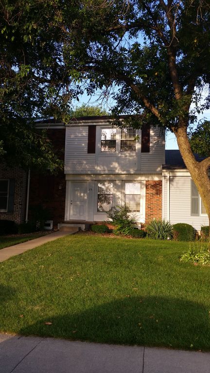 25 N Yorktown Rd, Macomb, IL 61455