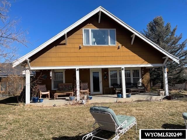 222 S  10th St, Thermopolis, WY 82443