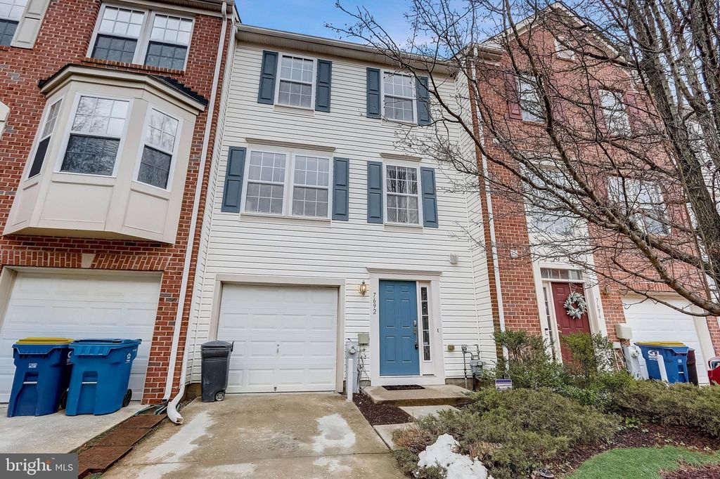 7692 Spreading Oak Ln #143, Elkridge, MD 21075