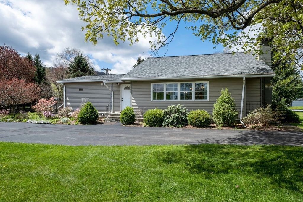 834 Southside Dr, Oneonta, NY 13820 Trulia