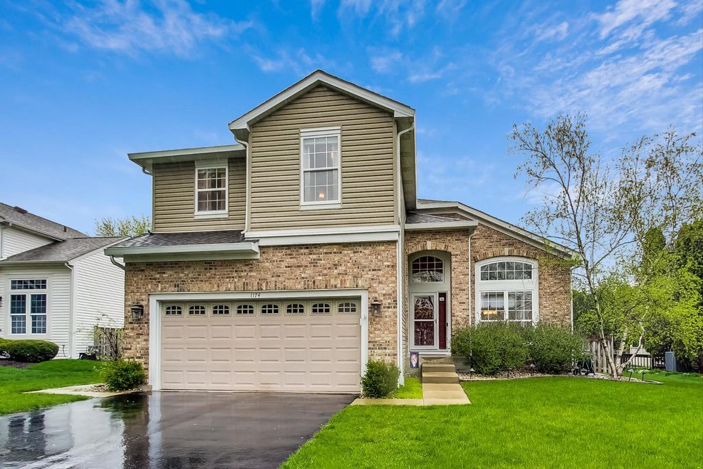 1174 Sweetwater Rdg, Lake In The Hills, IL 60156