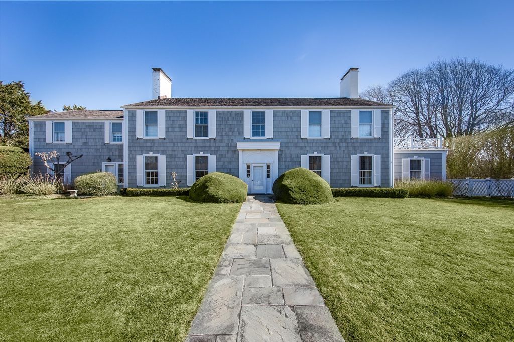 11 Nichols Ln, East Hampton, NY 11937 See Estimated Value