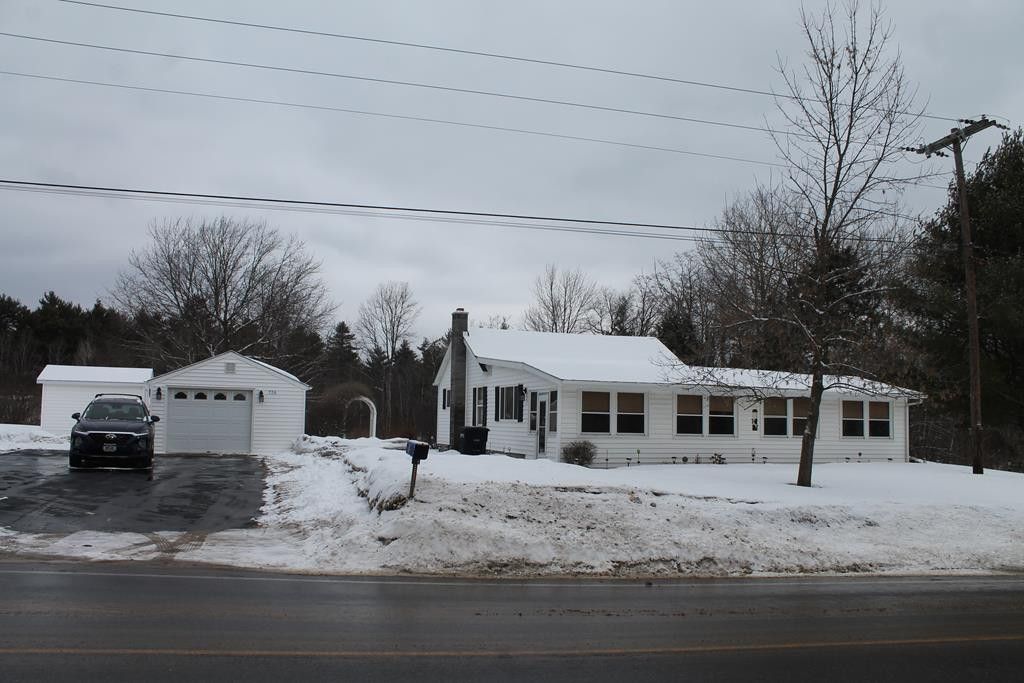 736 Salmon River Rd, Plattsburgh, NY 12901 Trulia