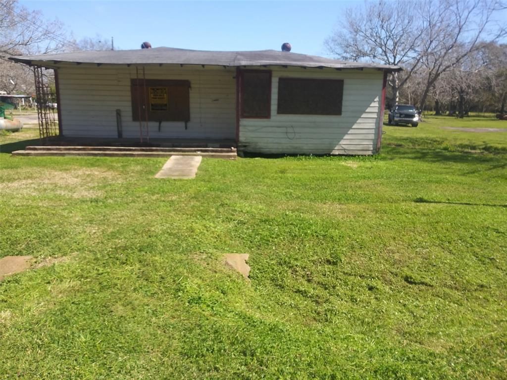 539 Tanner 5th St, Brazoria, TX 77422