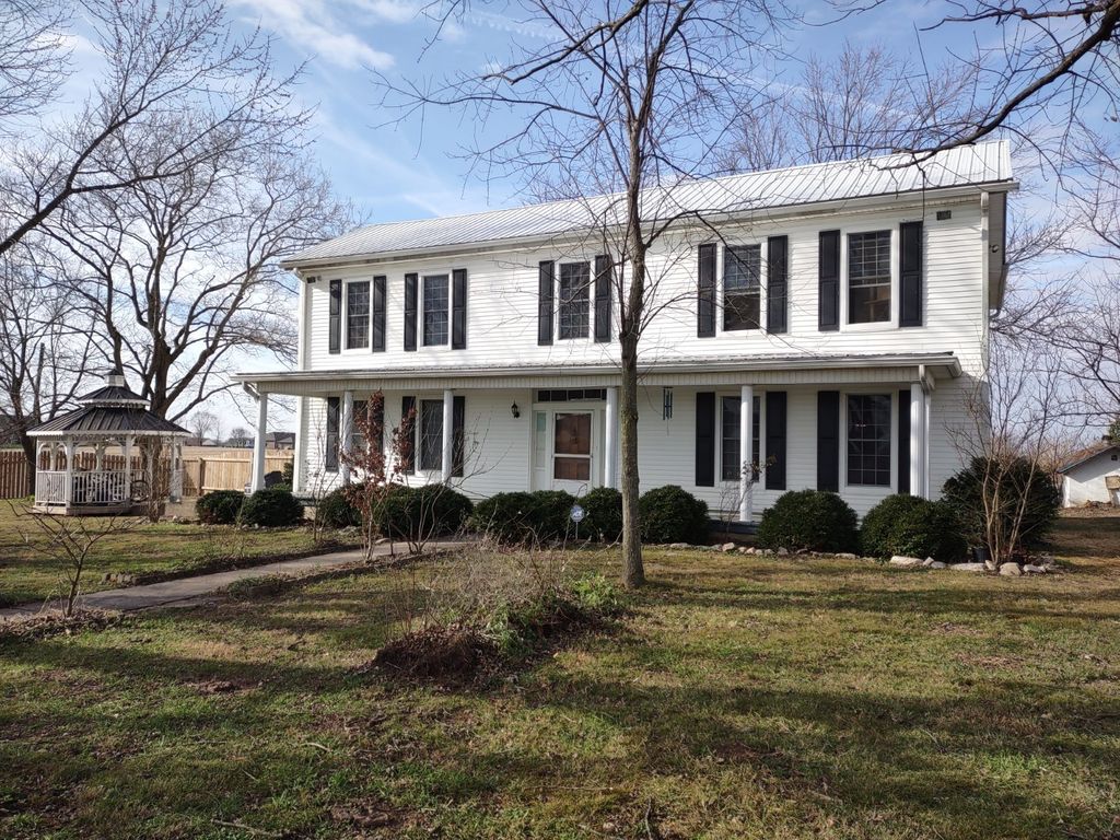 2025 Guthrie Rd, Guthrie, KY 42234