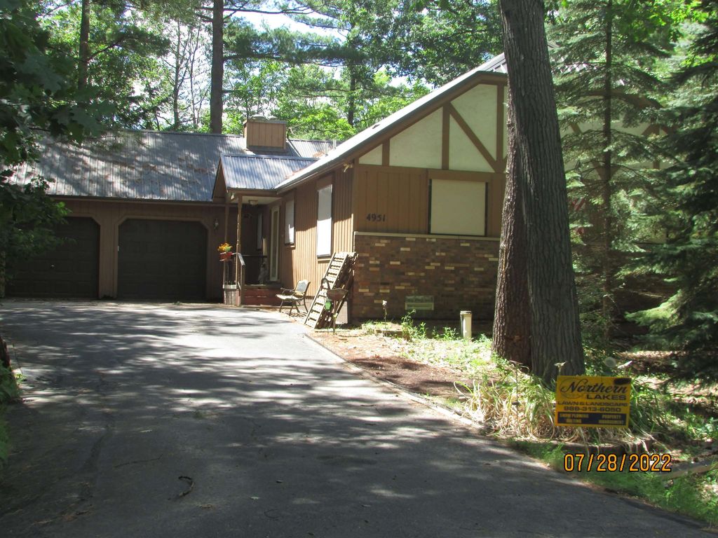 4951 Princess Way, Gladwin, MI 48624 MLS 50141068 Trulia