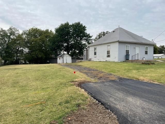 105 S Buckner Ave, Derby, KS 67037