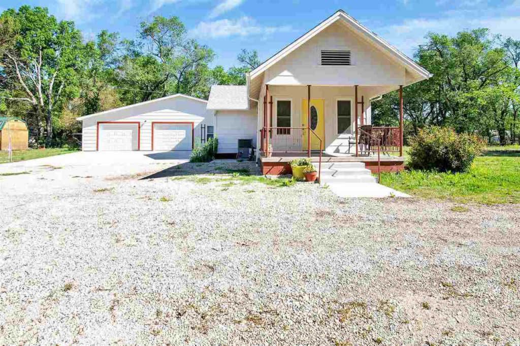 1144 S Topeka St, El Dorado, KS 67042 Trulia