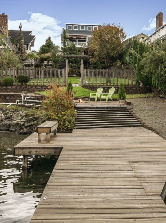 1502 E  Lakeshore Dr, Lake Stevens, WA 98258