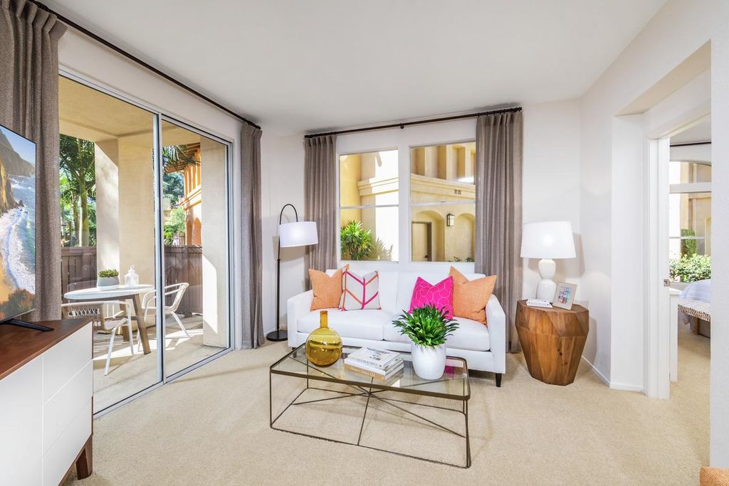 2955 Champion Way, Tustin, CA 92782