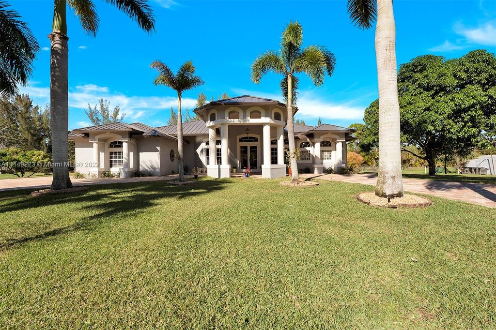 12835 77th Pl N, Loxahatchee, FL 33470