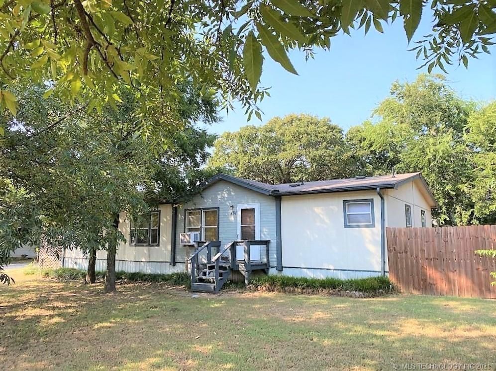 161 5th St, Healdton, OK 73438
