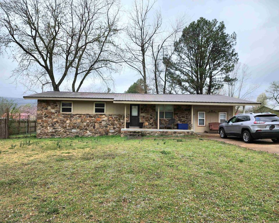 403 Downey Dr, Mountain View, AR 72560