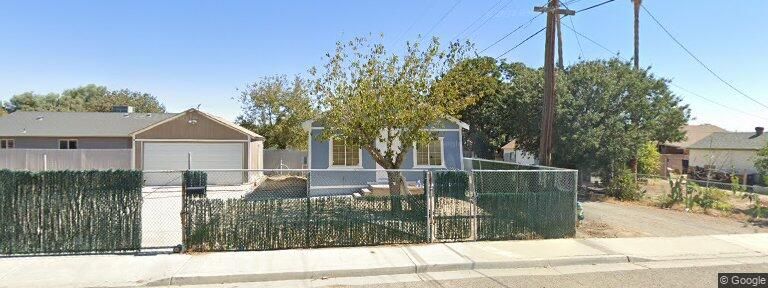 405 S  4th Ave, Avenal, CA 93204