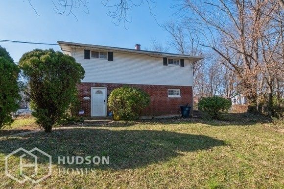 6840 Forest Ter, Hyattsville, MD 20785
