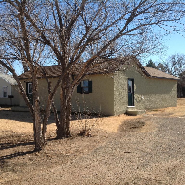 900 8th Ave, Canyon, TX 79015