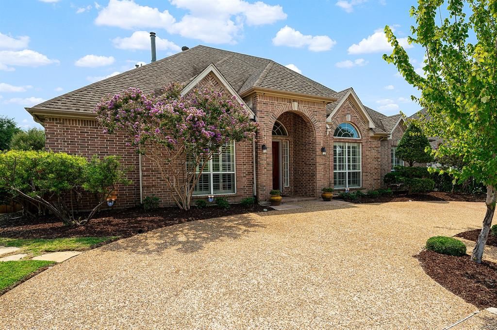 2304 Huntersridge Dr, Irving, TX 75063