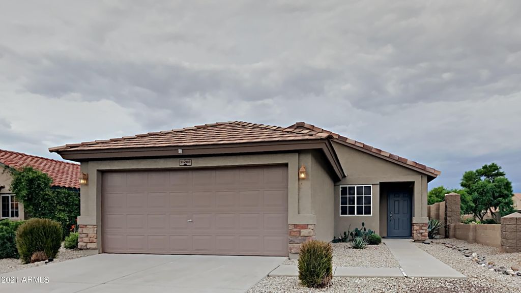 31266 N Cactus Dr, San Tan Valley, AZ 85143