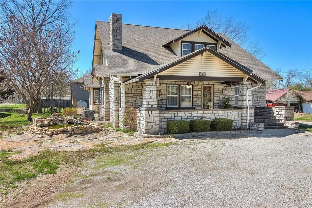 104 N Sibley St, Buckner, MO 5 Bed, 2 Bath SingleFamily Home 25