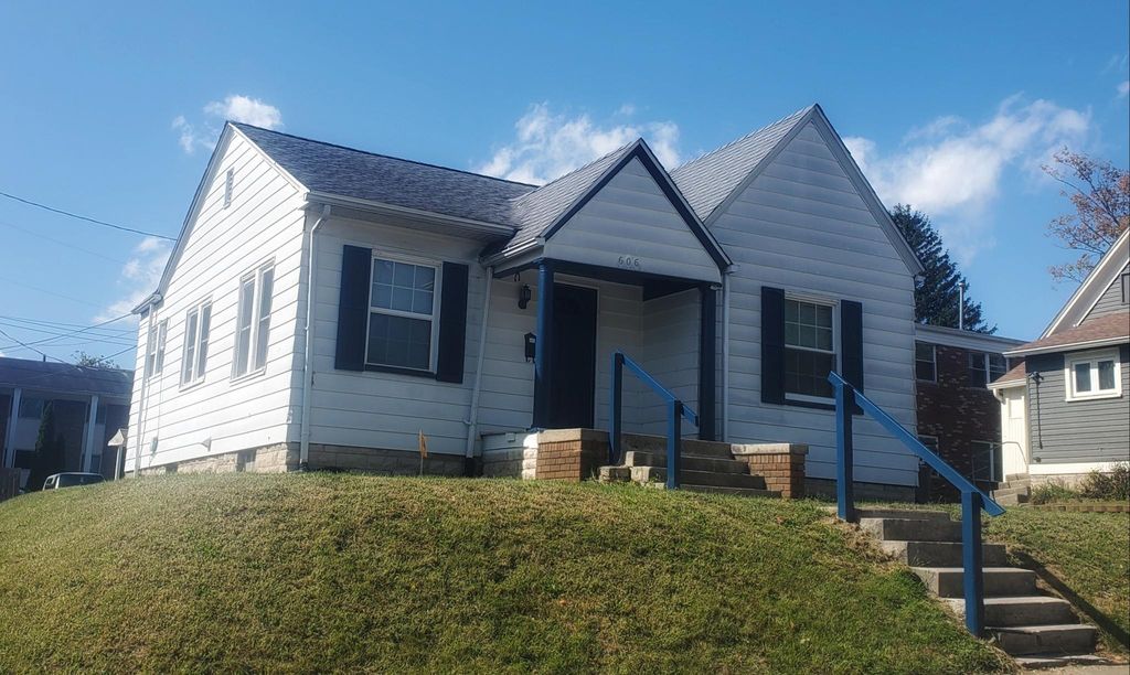 606 S Grant St, Bloomington, IN 47401 - See Est. Value, Schools &amp; More