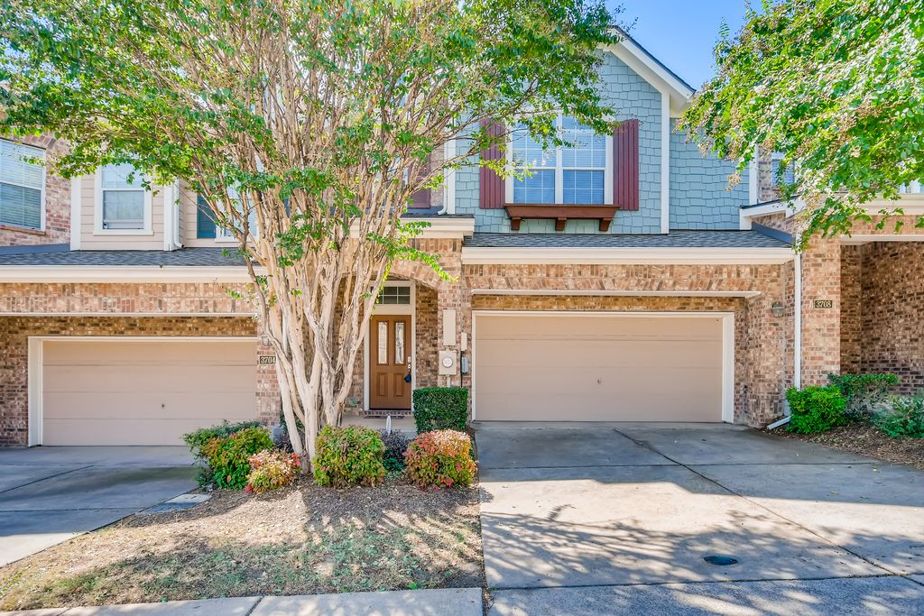 3704 Vienna St, Irving, TX 75038