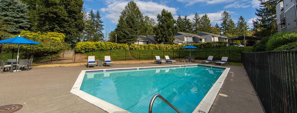 775 Cascade St #504, Oregon City, OR 97045