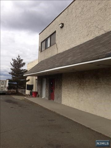 361 Bergen Blvd #3, Fairview, NJ 07022