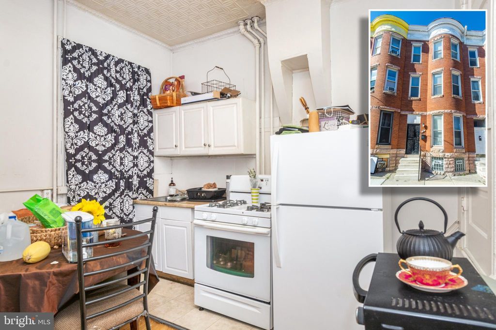 14 N Pulaski St, Baltimore, MD 21223